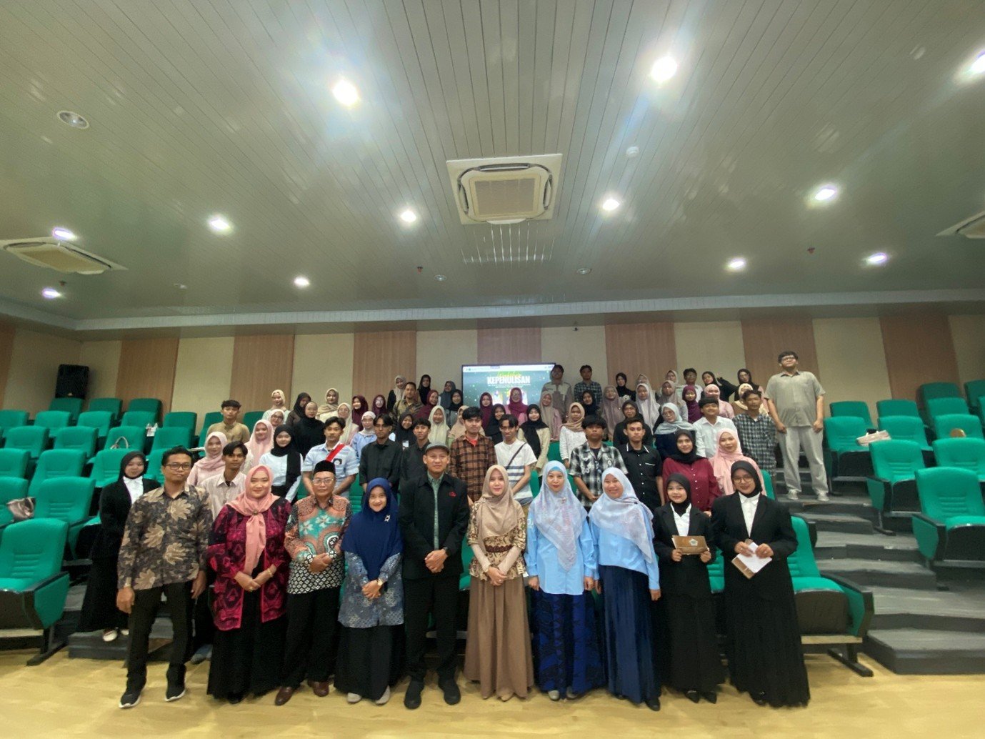 Workshop Kepenulisan Tadris IPS Dorong Kolaborasi Dosen dan Mahasiswa Menuju Publikasi Ilmiah